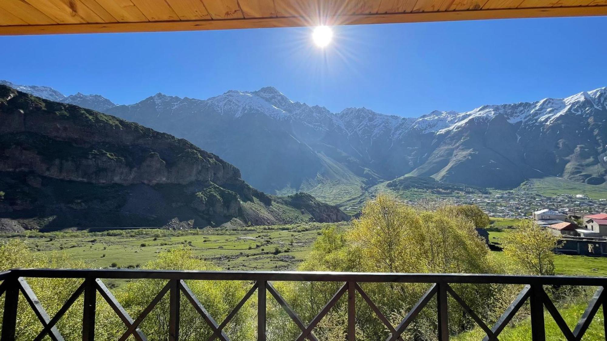 View Vila Kazbegi Exterior foto