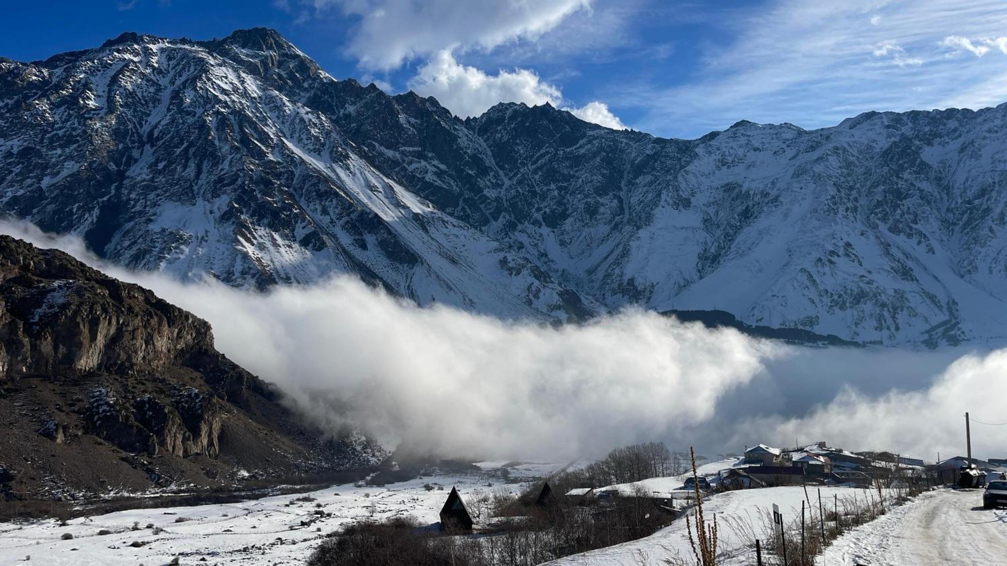 View Vila Kazbegi Exterior foto